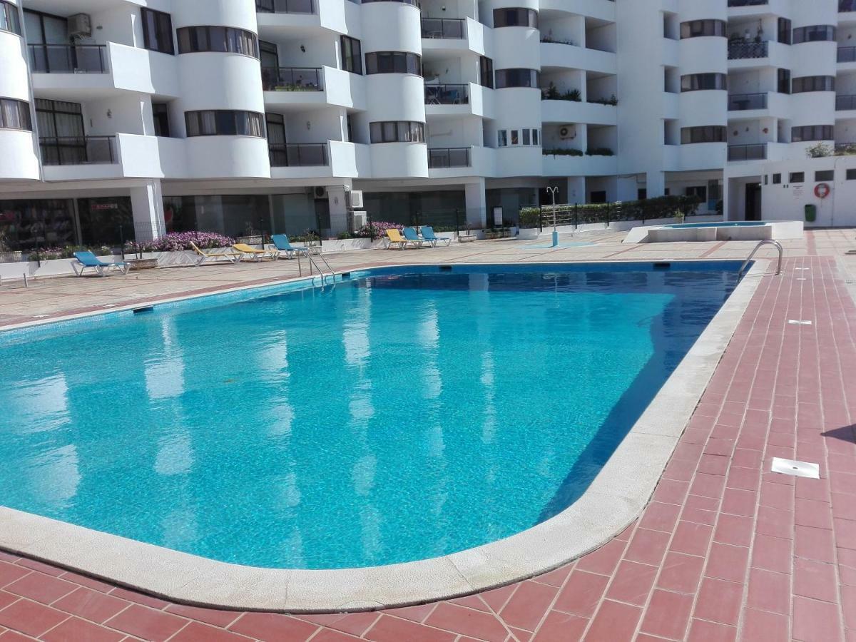 Edificio Coral Apartment Albufeira Bagian luar foto